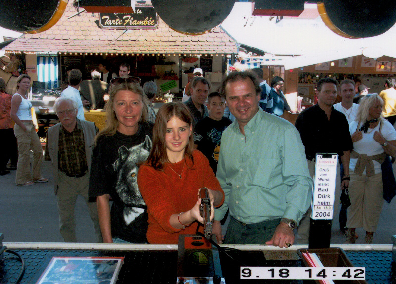 2004c.jpg